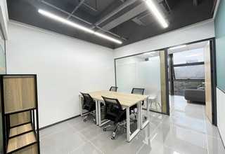 辽宁得天华腰椎间盘突出按摩