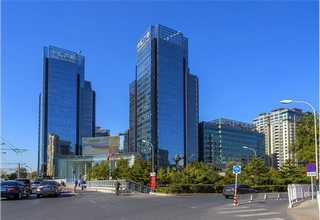 延安高架路户外媒体广告