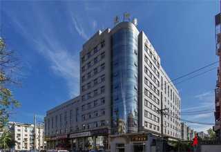 广西鲜榨橙汁自动售货机售货机推荐货源